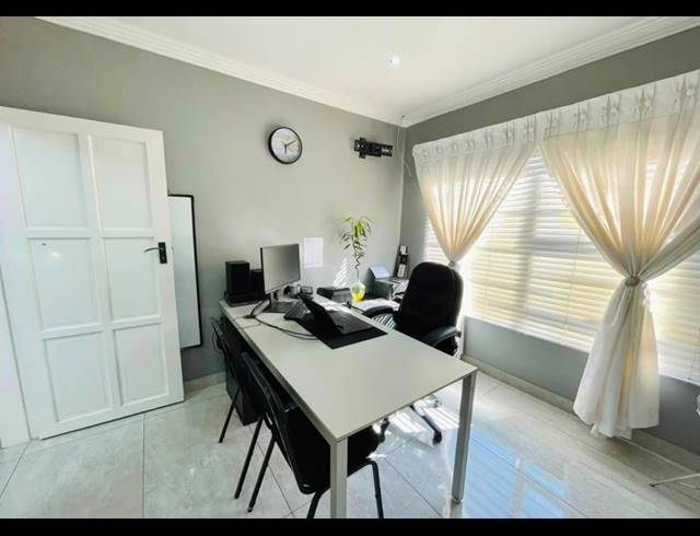 4 BEDROOM HOUSE FOR SALE IN BRACKENDOWNS